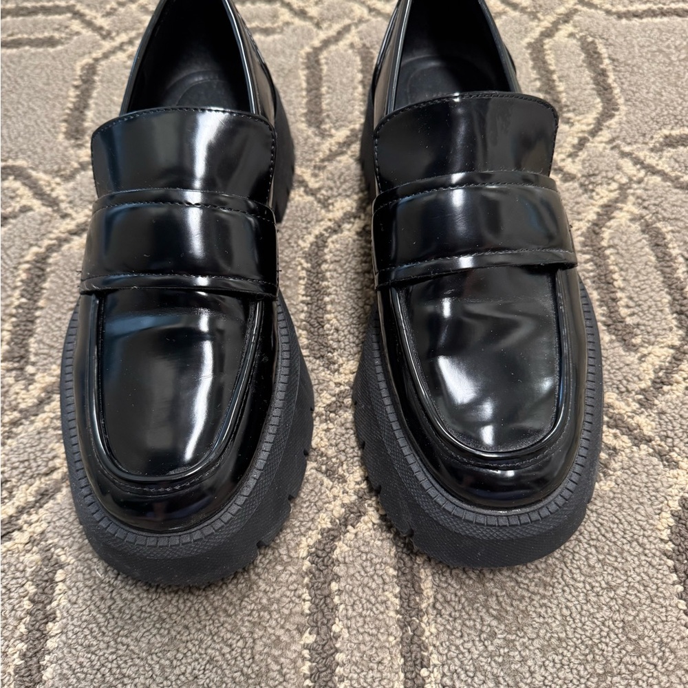 Zara Chunky sole Black Loafers